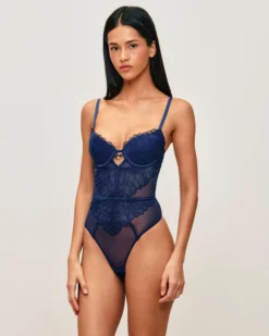 Online Body tring en eh et broderie forae Bodys