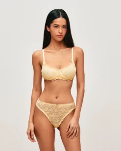 New Braière corbeie en dentee avec banane brodée Avec Armatures|Brassières