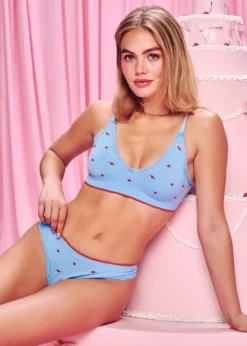 Hot outien-gorge braière triange broderie cœur Sans Armature|Triangles