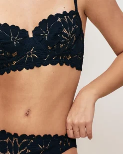 Soutien-gorge corbeille en dentelle Avec Armatures|Corbeilles