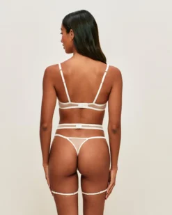 Online Soutien-gorge corbeille en mesh avec broderies florales et pendentif perle Avec Armatures|Corbeilles