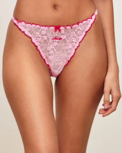 New tring en dentee avec broderie 