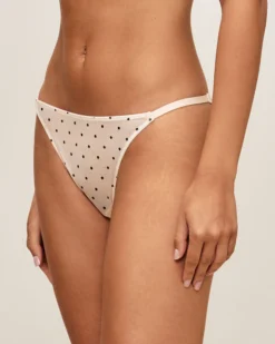 Hot Tanga en eh iprié poi Tangas