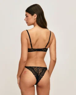 New Tanga en eh iprié poi Tangas